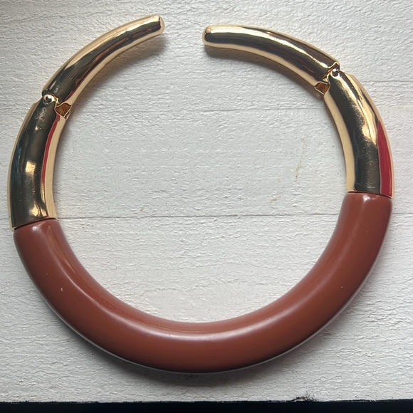 Brown and GOLD Chocker - Picture 4 of 4